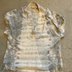 Red Haute Gray and White tie died v neck t-shirt. Size XS.